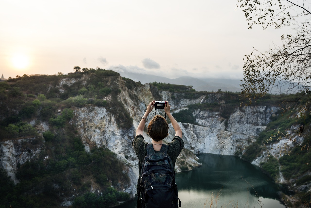 欧美旅游节目，探索与发现的奇妙之旅  第1张